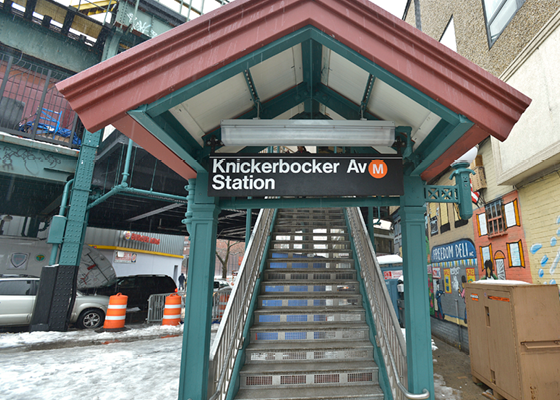 Subway entrance to elevated station